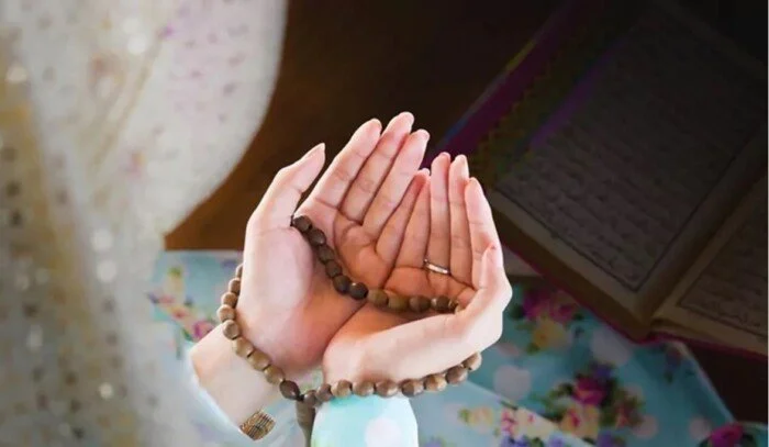 دعاء اليوم العاشر من رمضان 2025 “اللهم ارزقني في هذا اليوم الكريم القوة والصبر على الطاعة”