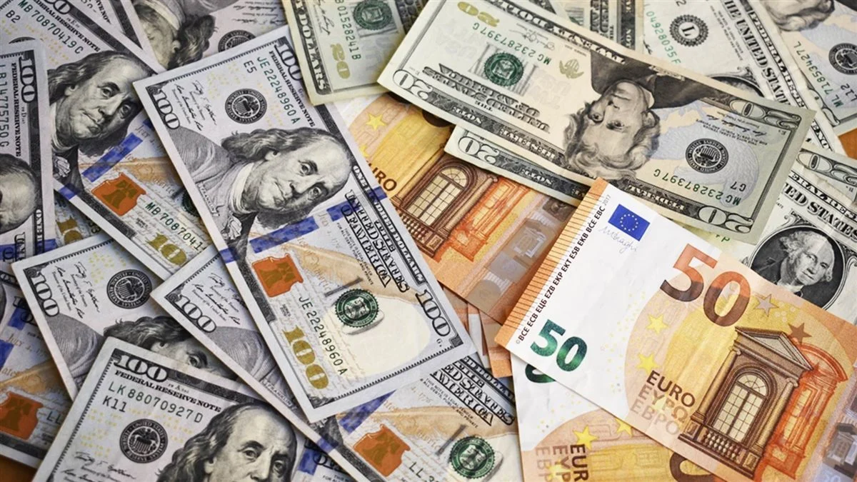 أسعار العملات في البنك المركزي اليوم الإثنين 10 مارس 2025 مقابل الجنيه المصري