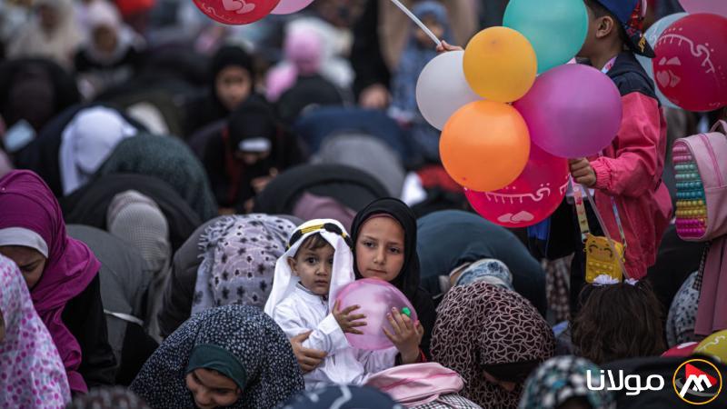 “العيد فرحة” موعد إجازة عيد الفطر المبارك 2025 وأفضل العبارات للتهنئة بالعيد للأهل والأصدقاء