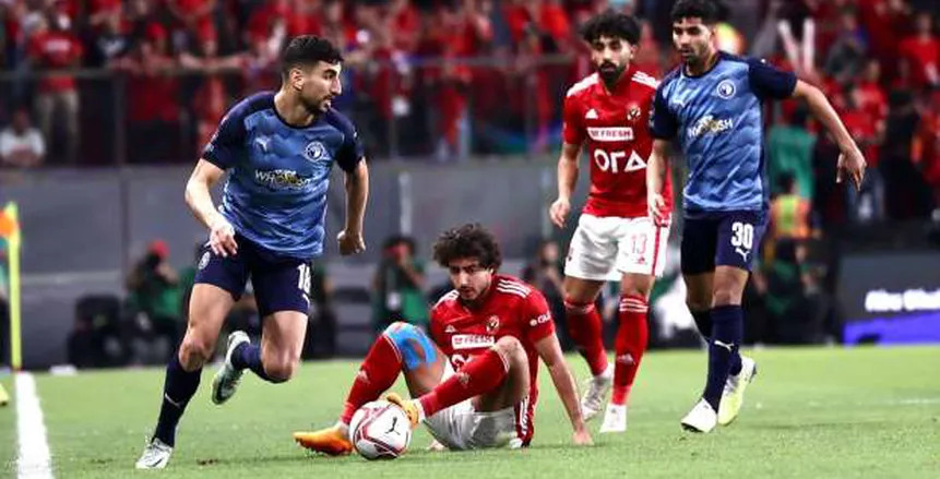 أزمة نجم الزمالك تدفع اتحاد الكرة لحل مشكلة الأهلي وبيراميدز على الساحة القارية