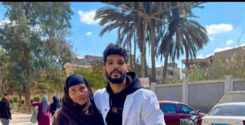 ما الذي قاله إبراهيم شيكا لوالدته في أيامه الأخيرة؟