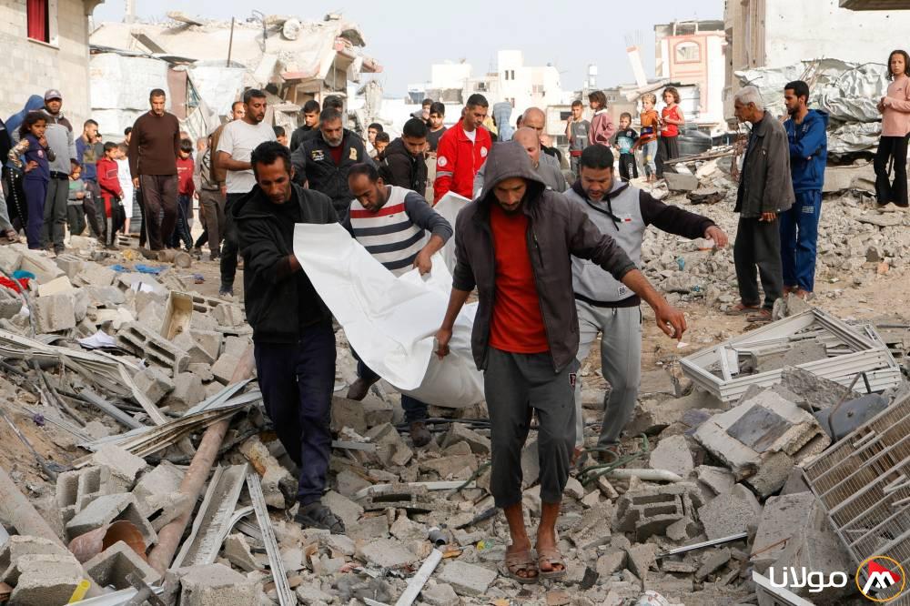 الجيش الإسرائيلي يقتل 44 فلسطينيًا في غزة يوم الأحد