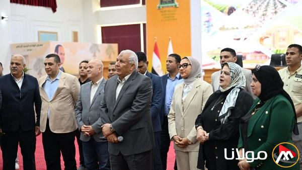 محافظ الوادي الجديد يجتمع مع أطفال المناطق الحدودية خلال أسبوع “أهل مصر”