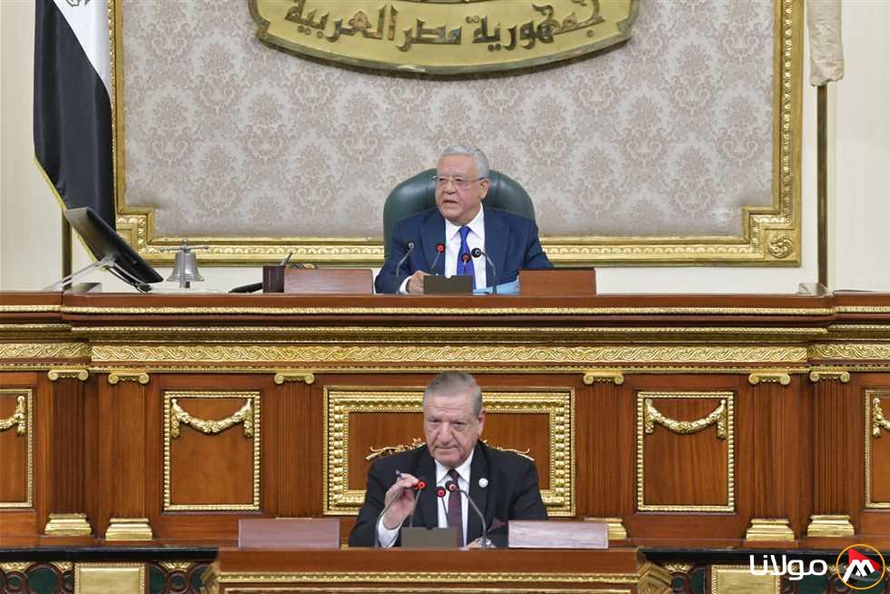 رئيس لجنة الصحة في البرلمان يعبّر عن استيائه من وجود مستشارين لوزير الصحة دون تسجيلهم في “التنظيم والإدارة”