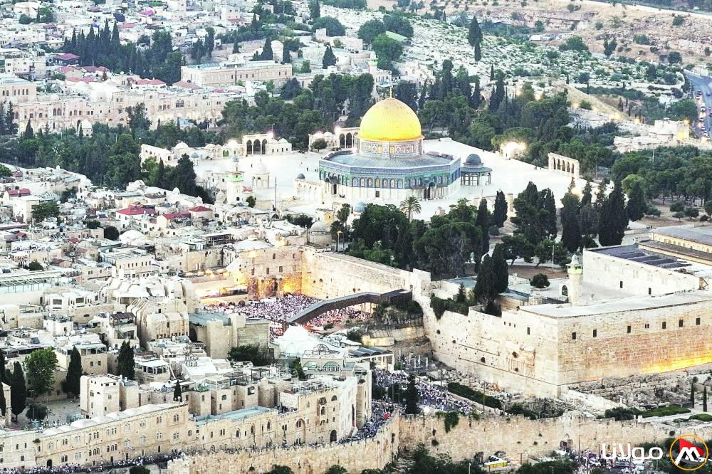 اعتداءات على الفلسطينيين في الضفة الغربية ومداهمات مستمرة للأقصى