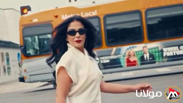 أرغب في تناول الكنافة خارجًا.. منى زكي ترسل رسالة من لوس أنجلوس