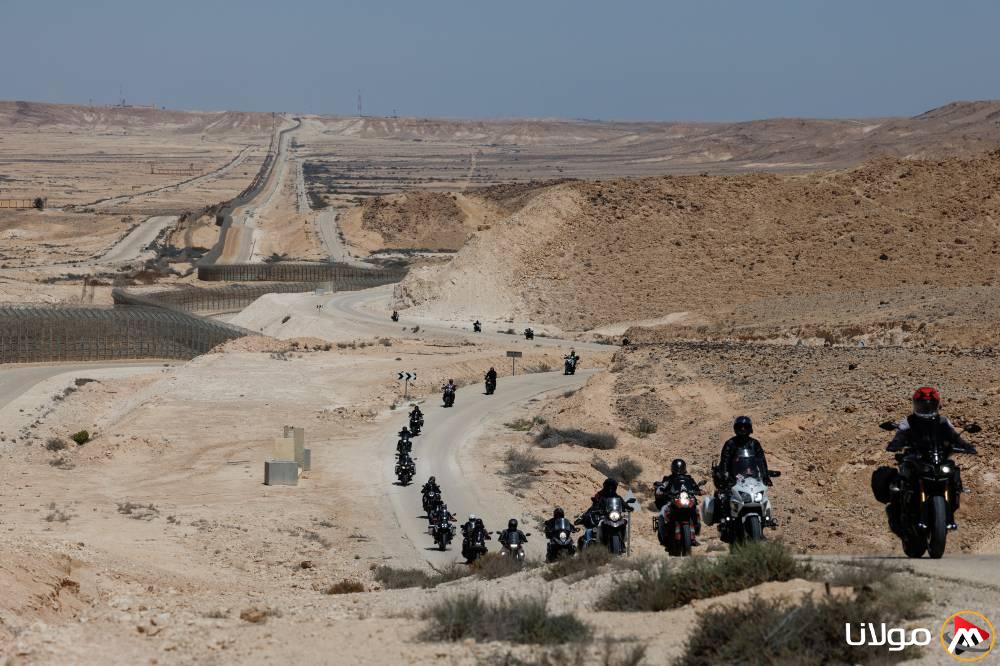 إسرائيل تشدد على بقائها المستمر في المناطق العازلة بغزة.