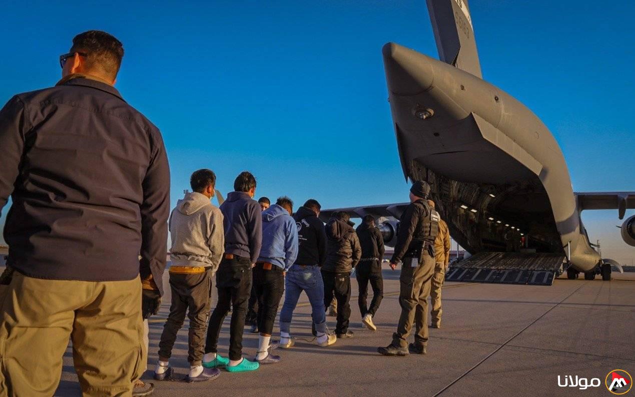 المحكمة العليا في الولايات المتحدة توقف إجراءات ترحيل المهاجرين الفنزويليين