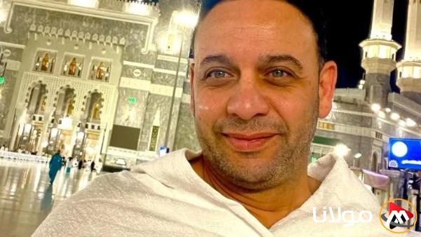 مصطفى قمر يشارك في مناسك العمرة ويتمنى القبول من الله