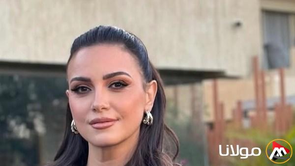 ريهام عبد الغفور تتألق بإطلالة شبابية رائعة في فستان قصير يجذب الأنظار