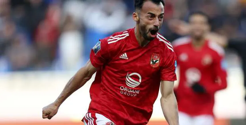 الأهلي يتخذ قرارًا مفاجئًا بشأن أحمد عبد القادر بعد موقفه مع كولر