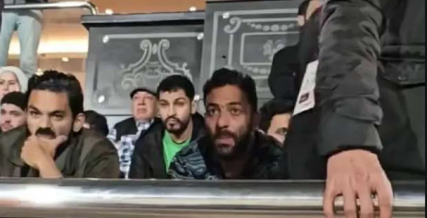 جمهور الزمالك ينتقد ميدو في استاد القاهرة
