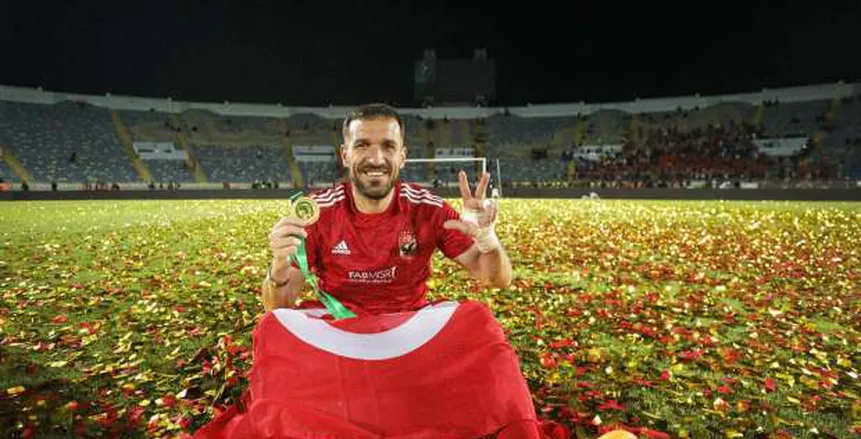 علي معلول يُستبعد من قائمة الأهلي لمباراة صن داونز في دوري الأبطال (خاص)