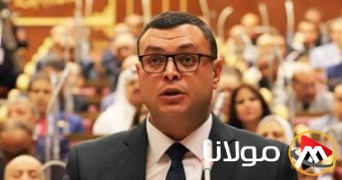 وزير الإسكان يزور المركز التكنولوجي لخدمة المواطنين في مدينة العبور