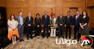 وزير السياحة يلتقي وزيرة الثقافة الفرنسية لمناقشة سبل التعاون المشترك