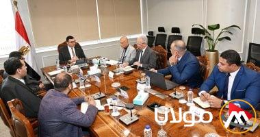وزير الإسكان يواصل متابعة تقدم توريد وتركيب عدادات المياه المدفوعة مسبقًا في المدن الجديدة