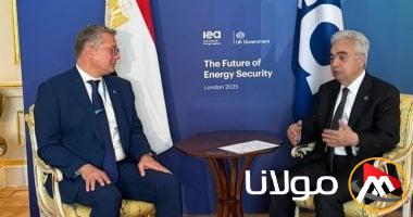 وزير البترول يناقش مع أمين منتدى الطاقة الدولي سبل تعزيز التعاون في قطاع الطاقة