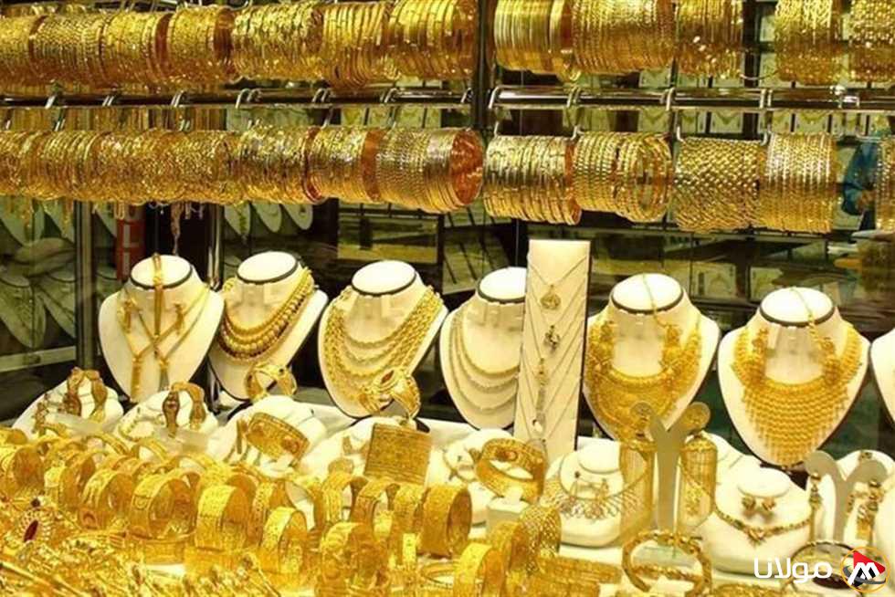 عضو في شعبة الذهب يكشف عن خفايا السوق محليًا ودوليًا.. وينبه: الاحتفاظ بالنقد الورقي يُعد خطرًا.