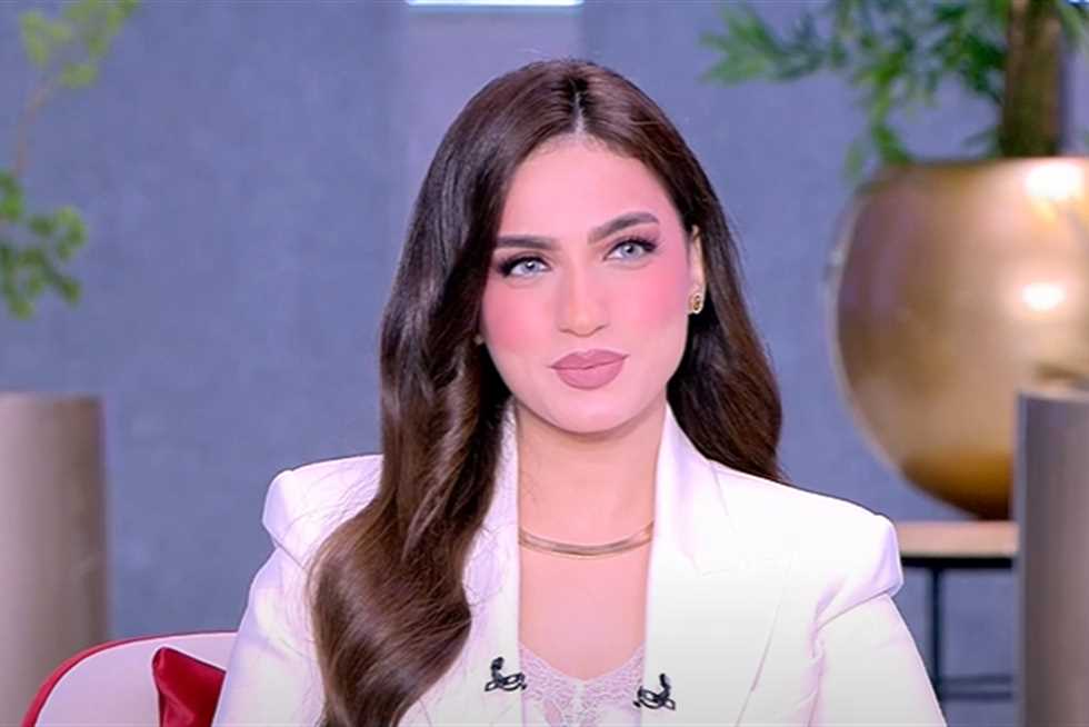 ياسمين عز تكشف عن مفاجأة اليوم بصورة لنجم نادي الزمالك