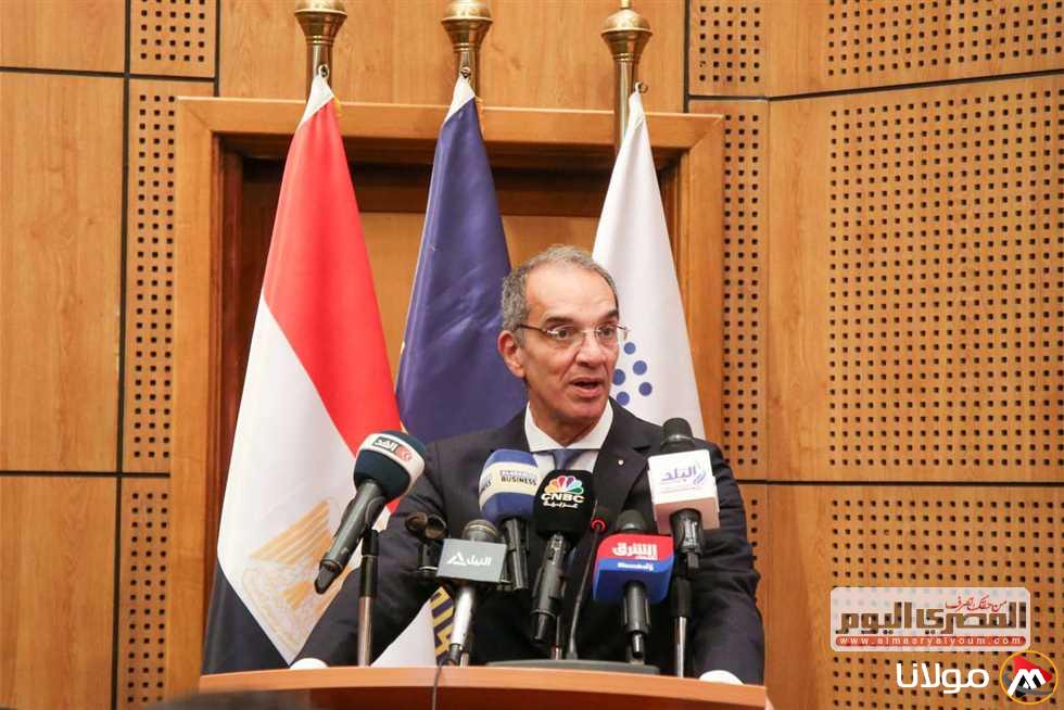 وزير الاتصالات يتناول فرص الاستثمار مع مؤسسات من جنوب أفريقيا
