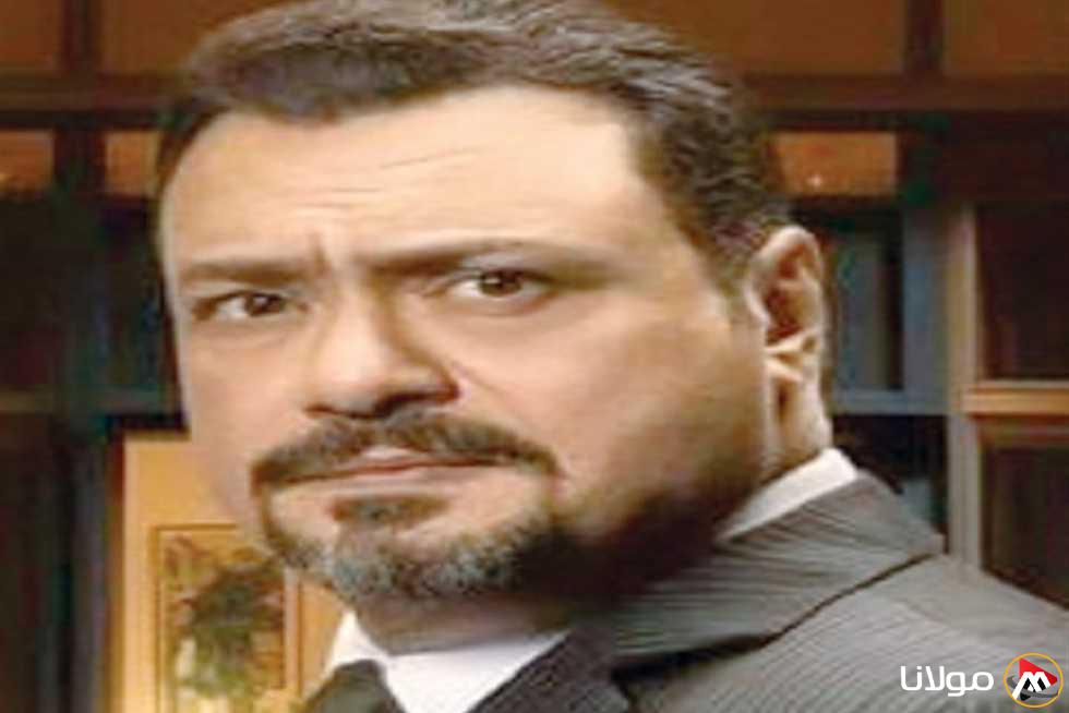 مراد مكرم يعبّر عن شعوره بالعجز بعد قضاء 24 ساعة دون استخدام الهاتف المحمول