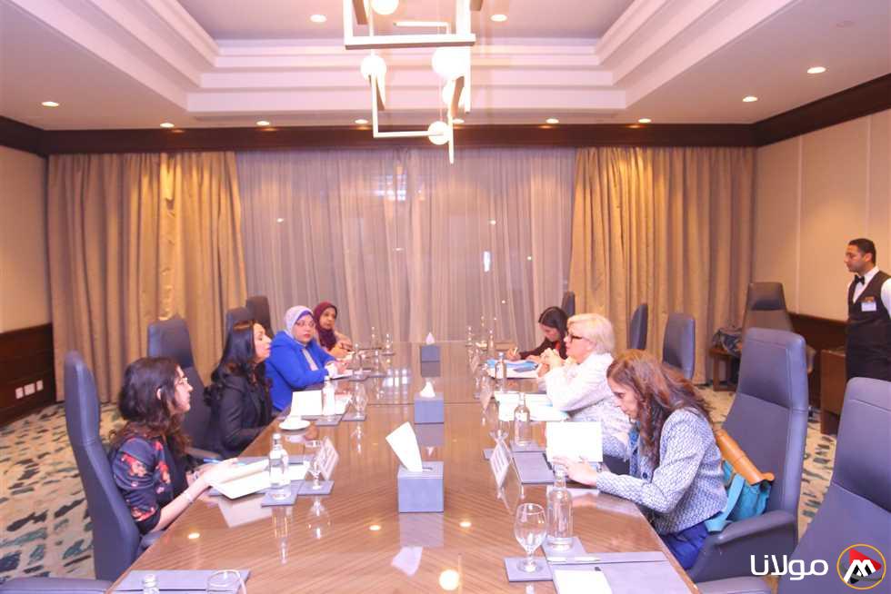 «مرسي» تستضيف وزيرة العمل والصحة والتضامن وشؤون الأسرة الفرنسية (تفاصيل)