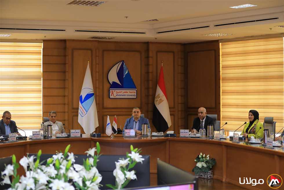 رئيس جامعة كفر الشيخ يعبّر عن سروره الشديد بالمشاركة في اللقاء الفرنسي المصري.