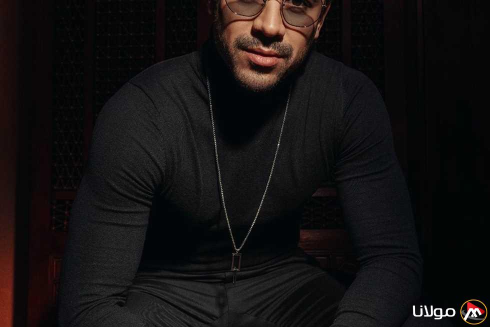أحمد داود يحصل على جائزة أفضل ممثل عن فيلم “الهوى سلطان” من مهرجان جمعية الفيلم.