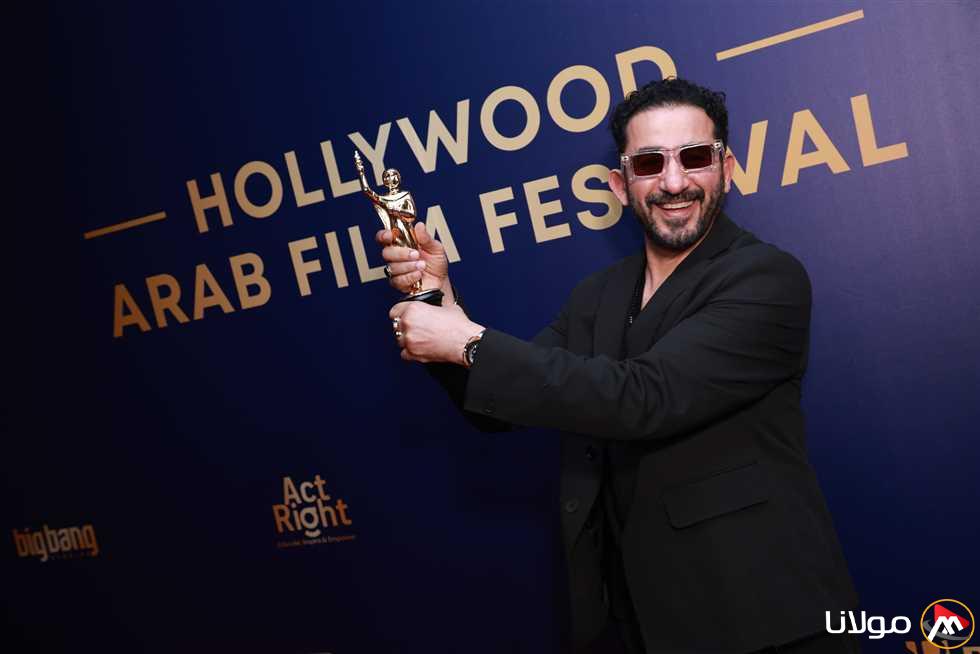 أحمد حلمي يتحدث عن جائزة «هوليوود للفيلم العربي»: أشعر بالفخر لتكريمي على ما حققته كفنان مصري.