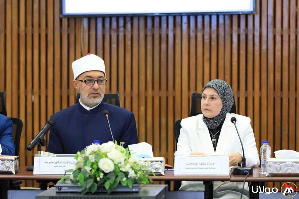 المفتي: هناك انفتاح غير مدروس على ثقافات جديدة تؤدي إلى تغيير الحقائق وتشويه الوعي