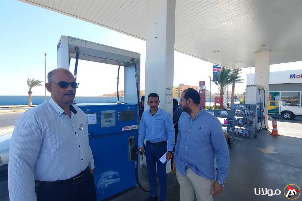 البحر الأحمر: تخفيض فترة سحب الرخصة إلى 6 أشهر وغرامة قدرها 1000 جنيه للمخالفين في تسعيرة الركوب