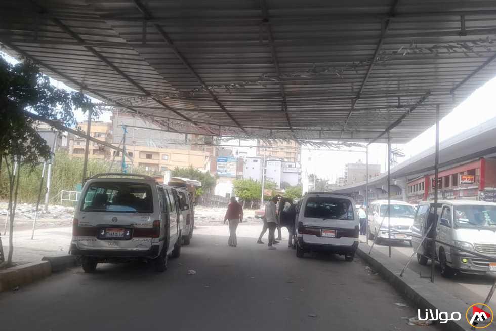 محافظ الإسكندرية instructs neighborhood heads to increase monitoring at bus stations and fuel stations.