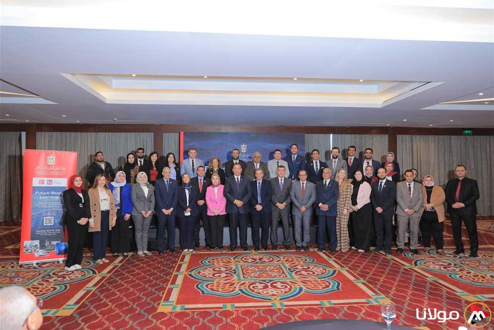 مؤتمر جامعة المنصورة الجديدة يستعرض تحديث المناهج التعليمية واستخدام الذكاء الاصطناعي فيها