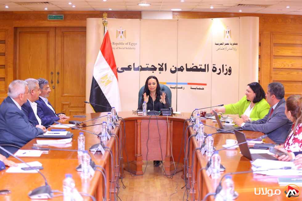 وزيرة التضامن تقود اجتماع مجلس إدارة صندوق دعم الصناعات الزراعية والبيئية