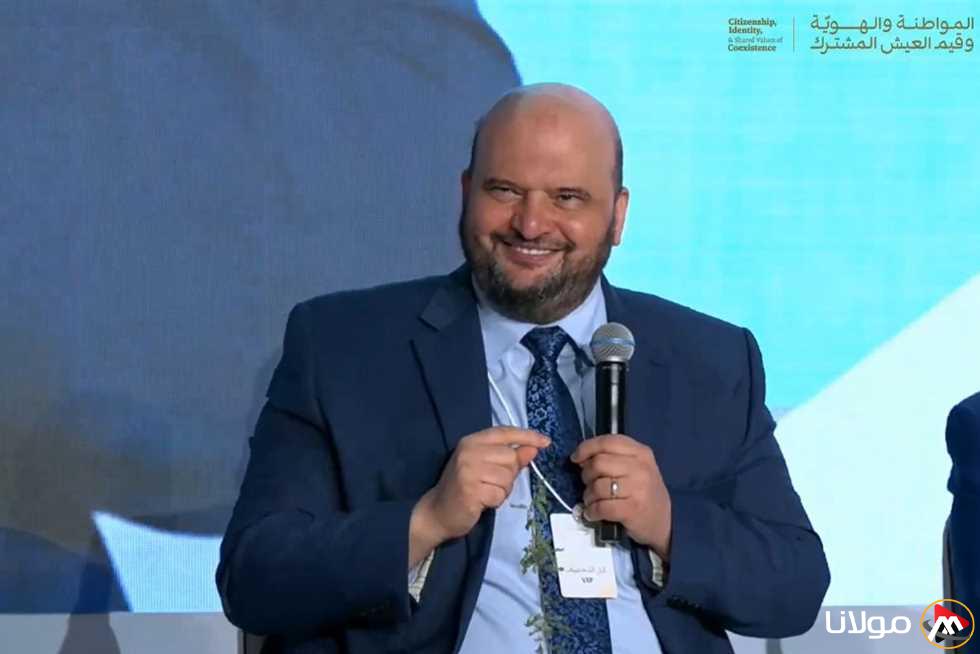 د. إبراهيم نجم يناقش في مؤتمر “المواطنة والهُوية” بالإمارات ضرورة إعادة تقييم المناهج لتعزيز قيم التعاطف (صور)