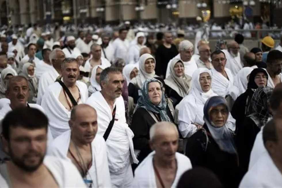 تأشيرات مرفوضة: ‘فخ الاحتيال’ يؤخر أداء المناسك لمئات المعتمرين ‘قبل صعود الطائرة’