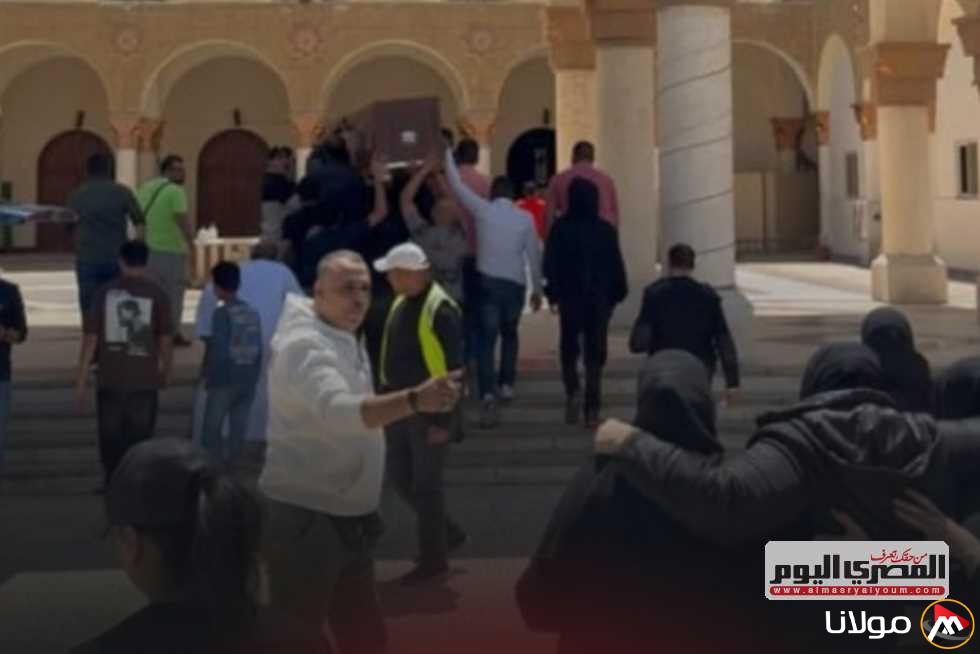 من بينهم منير مكرم وشيماء سيف: أبرز الوجوه في تشييع سليمان عيد (صور)