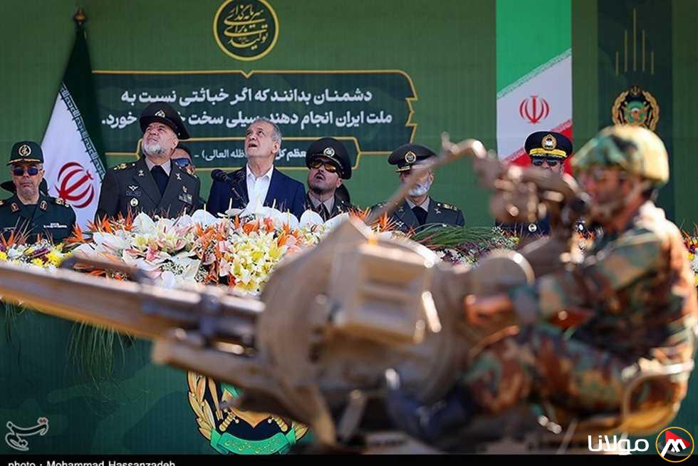 رئيس إيران يعلن تحقيق الاكتفاء الذاتي في صناعة المعدات العسكرية