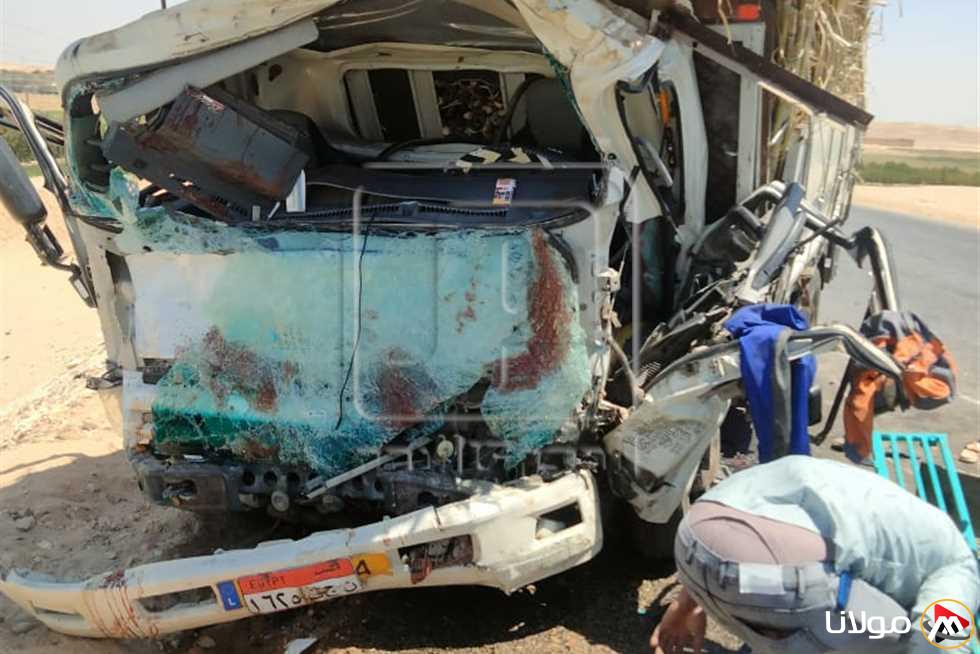 حادث تصادم سيارتين في المنيا يسفر عن إصابة 3 أشخاص