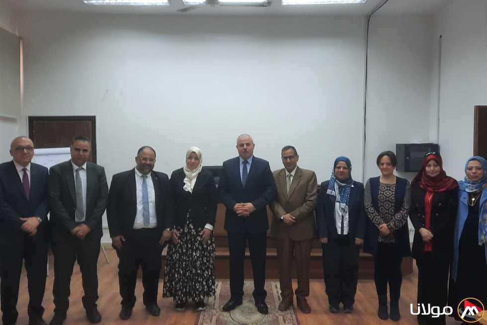 رئيس جامعة قناة السويس يحضر مراسم اختتام برنامج “تأهيل عمداء الكليات”
