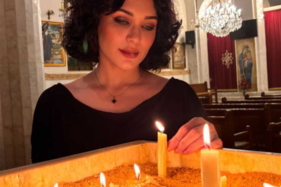 من مصر.. سولاف فواخرجي تُ commemorate عيد القيامة وتوجه دعوة للسلام والمودة (صور)
