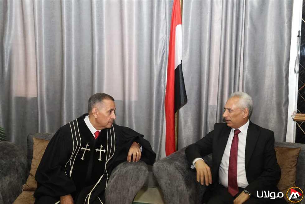 وفد من جامعة المنيا يزور المطرانيات للاحتفال بعيد القيامة المجيد