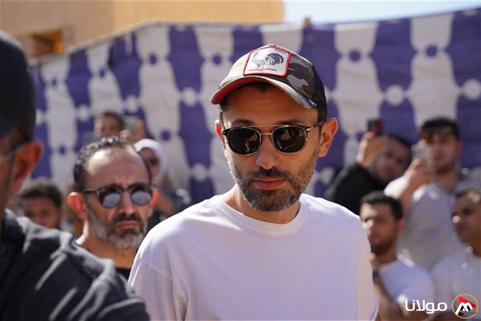 «دعونا نستذكر ما أثر فينا ونتذكر بعضنا».. كريم محمود عبدالعزيز يبعث برقية للراحل سليمان عيد