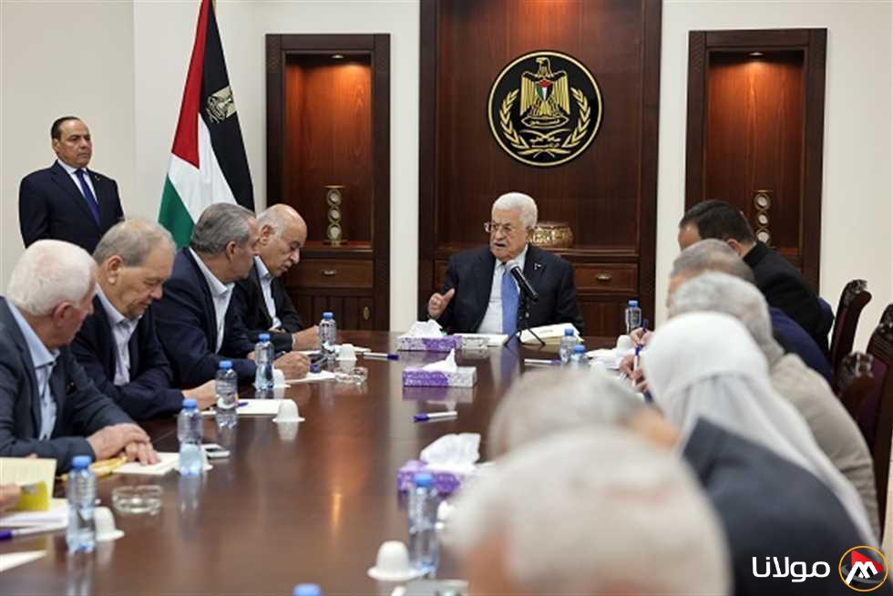 دعوة لحماس: كفى من العبث بمصير الشعب الفلسطيني