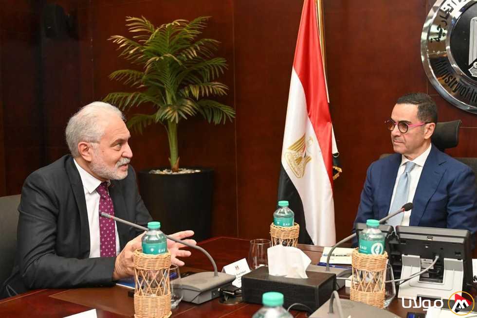 وزير الاستثمار يناقش مع مسؤولين من «يونيلفر مشرق» مشاريع الشركة في السوق المصري