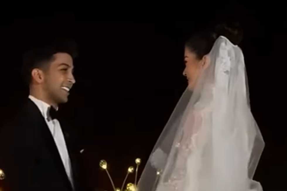 «حميا اللذيذ يشارك في الجريمة».. هشام جمال يروى تفاصيل أغنية «فستانك الأبيض»