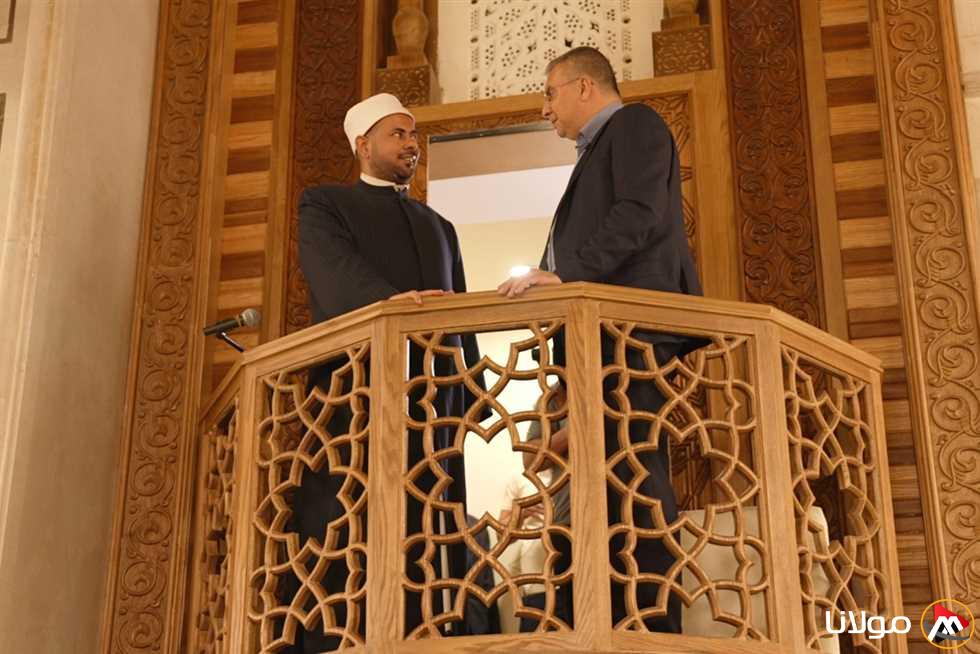 عمرو الليثي يطلق برنامج «واحد من الناس» من مسجد السيدة نفيسة بعد تجديده.. اكتشف التفاصيل والصور!