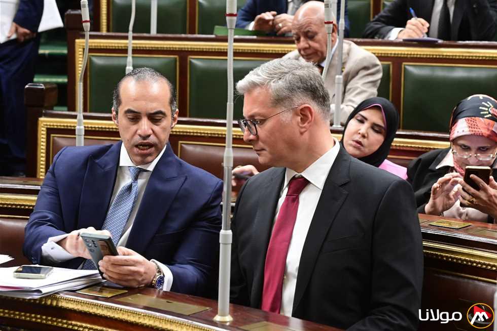وزير البترول يؤكد أهمية تحويل الثروة المعدنية إلى هيئة اقتصادية لتعزيز الاستفادة القصوى