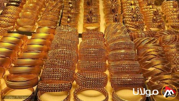 سعر الذهب في مصر يتراجع وعيار 21 يخسر الجنيهات وسط قلق المستثمرين والجنيه الذهب يواصل انخفاضه مسجلاً أرقاماً جديدة
