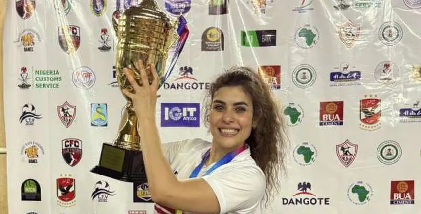 شروق فؤاد لاعبة فريق الطائرة بالزمالك: “القارة الأفريقية تحت السيطرة”